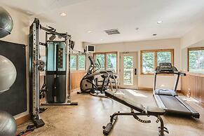 Luxury Ski-in/ski-out - Blocks From Downtown