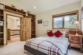 Secluded Mtn House w/ Scenic Views - Pet Friendly