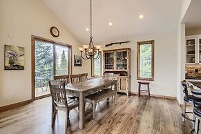 Secluded Mtn House w/ Scenic Views - Pet Friendly