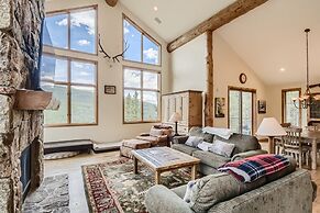 Secluded Mtn House w/ Scenic Views - Pet Friendly