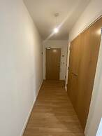 Captivating 1-bed Apartment in Barking