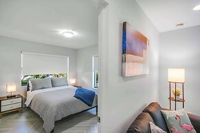 Delray Beach Getaway Minutes to Beach & More!