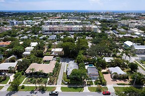 Delray Beach Getaway Minutes to Beach & More!