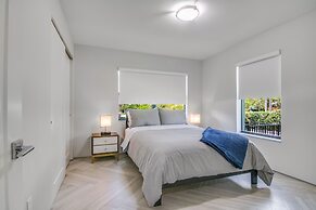 Delray Beach Getaway Minutes to Beach & More!