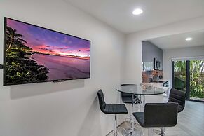 Delray Beach Getaway Minutes to Beach & More!