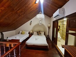 Long Life Riverside Hotel & Spa