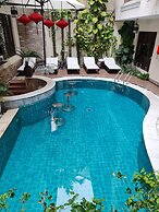 Long Life Riverside Hotel & Spa