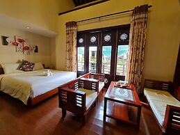 Long Life Riverside Hotel & Spa