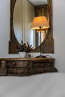 Elegant Duplex near Rothschild by FeelHome