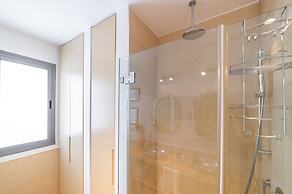 Elegant Duplex near Rothschild by FeelHome