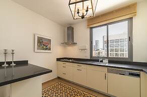 Elegant Duplex near Rothschild by FeelHome