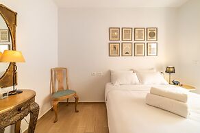 Elegant Duplex near Rothschild by FeelHome