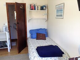 The Tack Room - a Comfy Cabin in North Devon