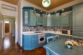 3012 Carra Apartment by Barbarhouse