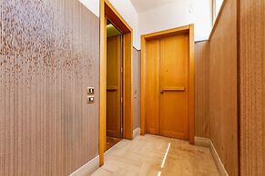 3012 Carra Apartment by Barbarhouse