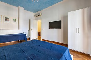 3012 Carra Apartment by Barbarhouse