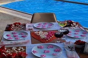 Coralis Sun Quin Beach