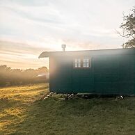 Stunning Shepherd's Hut Retreat, North Devon