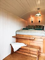 Stunning Shepherd's Hut Retreat, North Devon