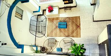 HoM Balderas - Hostel