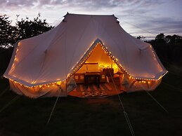 6m Emperor Tent, Near Whitby, With log Burner