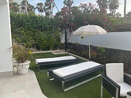 Luxury 4 bedroom villa with jacuzzi