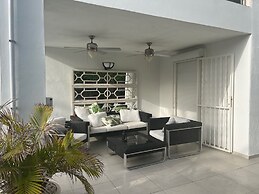 Luxury 4 bedroom villa with jacuzzi