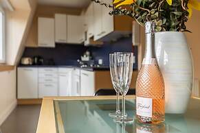 Amazing Castle View Apartment