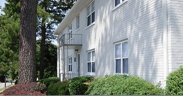 B2bi Clean Cozy Convenient Condo in Buckhead w Free Parking