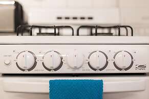 CCE Cute Cozy Studio Next-door to Midtown