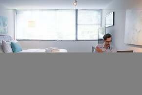 CCI Great Value Serviced Studio in Quiet Neighborhood