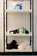 CCK Modern Studio Walkable to Midtown 1 Block From Marta