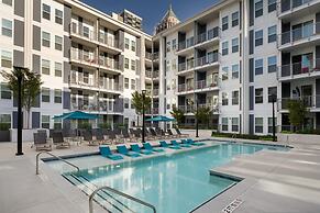 S1be Spacious 1-br w Pool Fitness Center and Dog Park