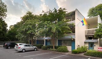 CCJ Hidden Gem Well Equipped Studio Perfect for Business Travel