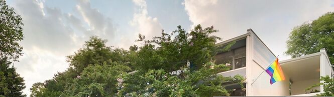 CPB Quiet Studio Perfect for Travel Nurses