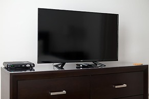 S1bl Enjoy a Full Kitchen in an Affordable 1-br Near Piedmont Park