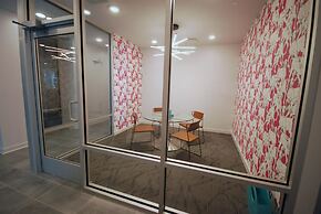 S1bl Enjoy a Full Kitchen in an Affordable 1-br Near Piedmont Park