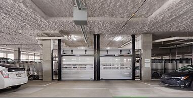 S1bl Enjoy a Full Kitchen in an Affordable 1-br Near Piedmont Park