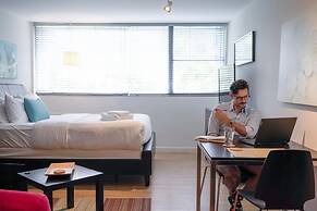 CCC Clean Cozy Convenient Studio in Buckhead w Free Parking