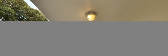 CCB Affordable Studio w Cozy Bed and Friendly Hosts