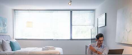 CPC Rare Find - Secluded Studio w Free Parking