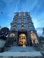 TH BonRoyal Hotel