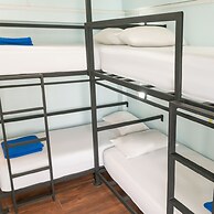 Slumber Party Koh Phagnan Beach