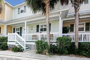 Coral Palm by Avantstay Key West Walkable Gated Community & Shared Poo