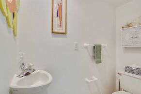 Key West Found by Avantstay Close to Shops w/ Patio & Shared Pool! Wee