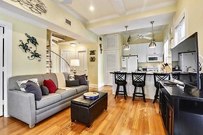 Lazy Gecko by Avantstay Walk to Duval St in Key West! Month Long Stays