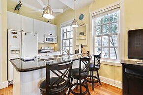 Lazy Gecko by Avantstay Walk to Duval St in Key West! Month Long Stays