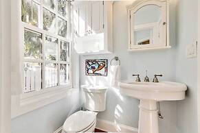 Lazy Gecko by Avantstay Walk to Duval St in Key West! Month Long Stays