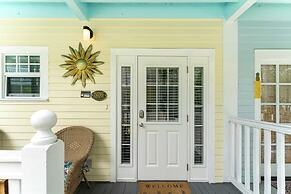 A Place In Paradise by Avantstay Key West Walkable w/ Shared Pool Week