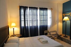 ANTIQUE Guest House Fundidora